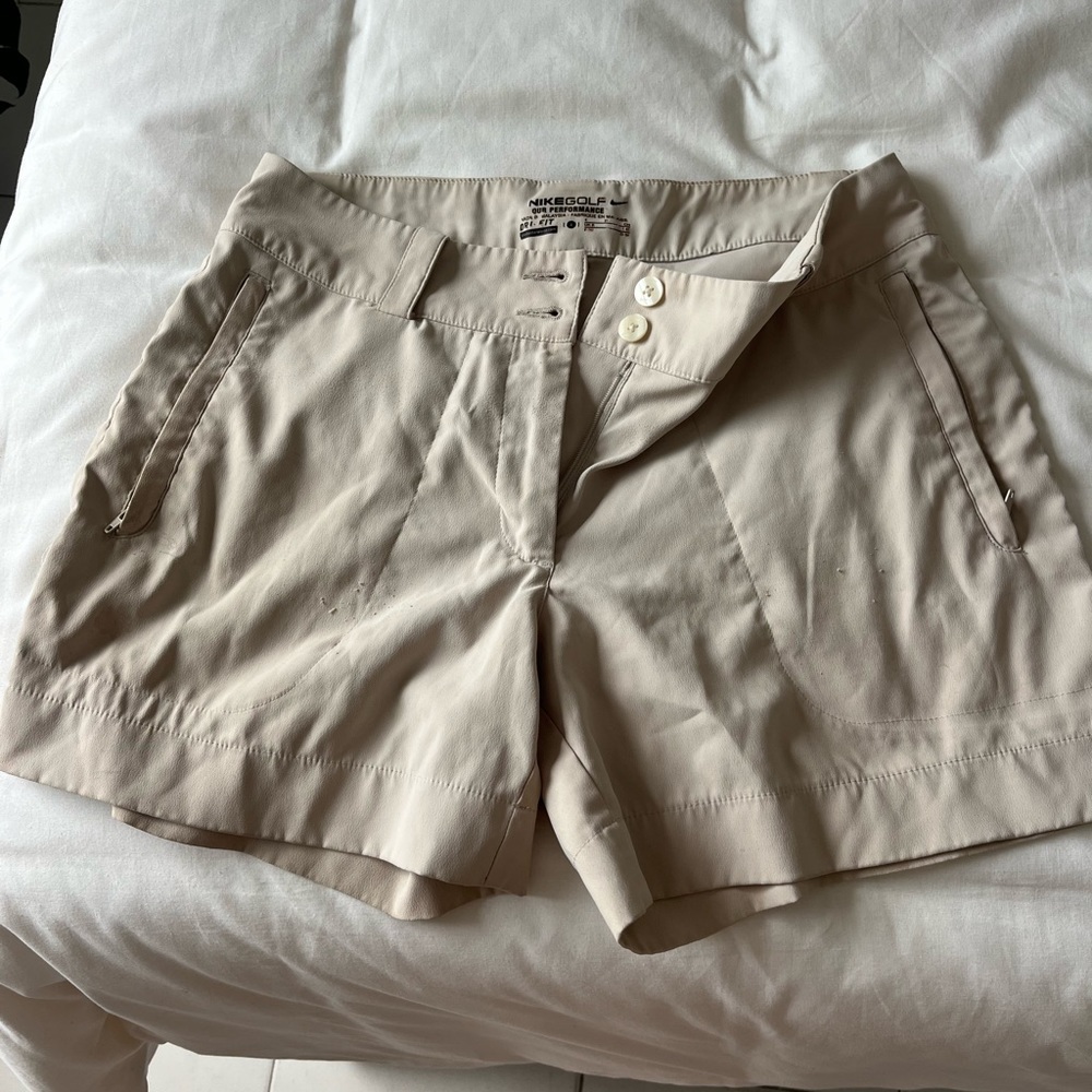 Nike women’s golf shorts tan